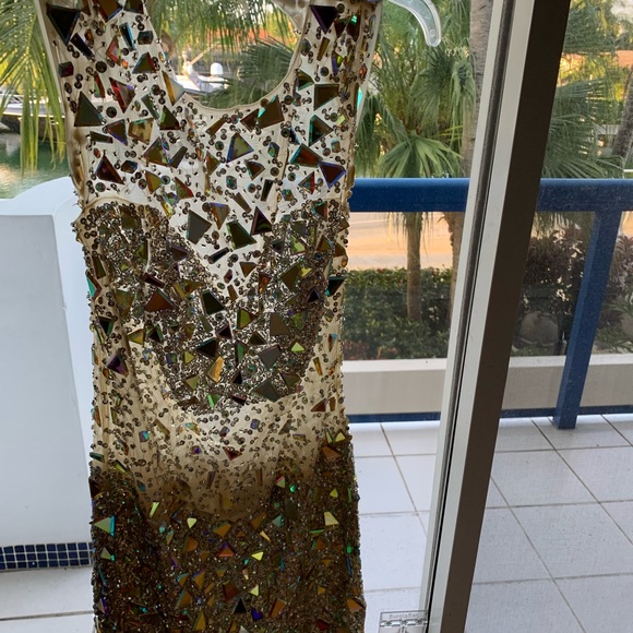 Dress - Picture 5 of 6